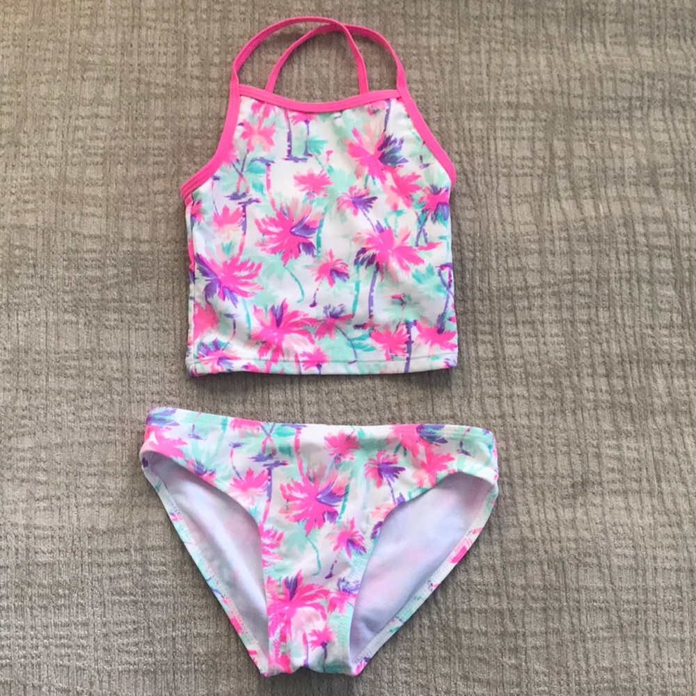 Girls swimsuit